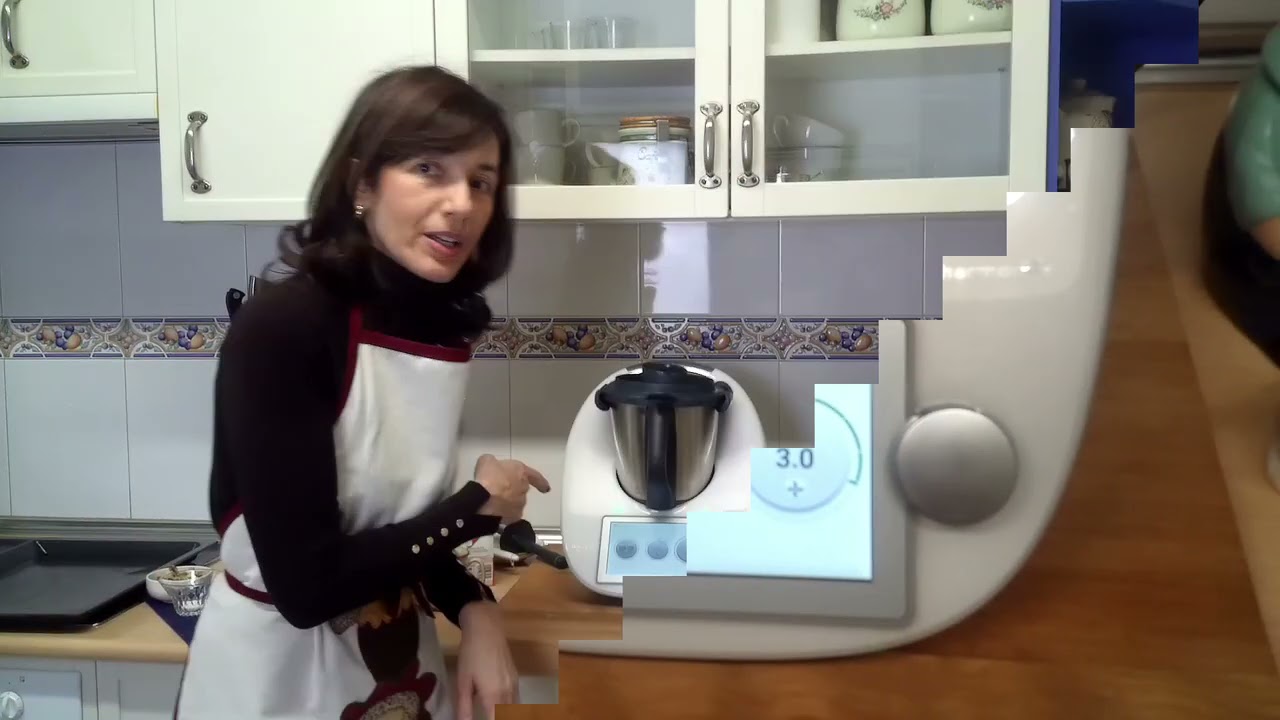 bizcocho de chocolate esponjoso y húmedo thermomix