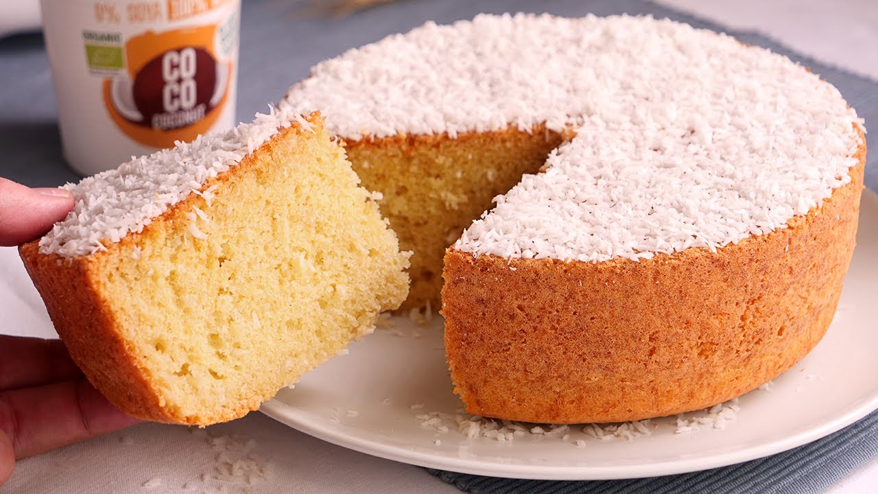 bizcocho de yogur con coco rallado y chocolate