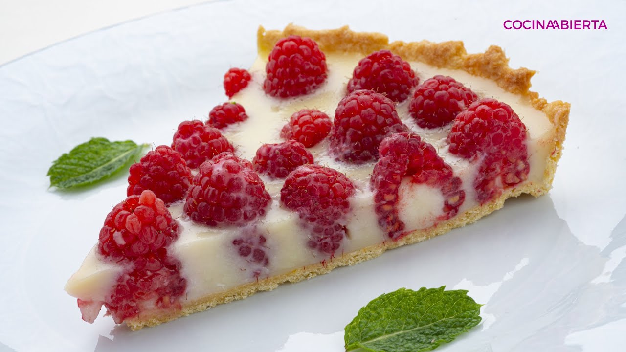 tarta de chocolate blanco y frambuesas eva arguiñano