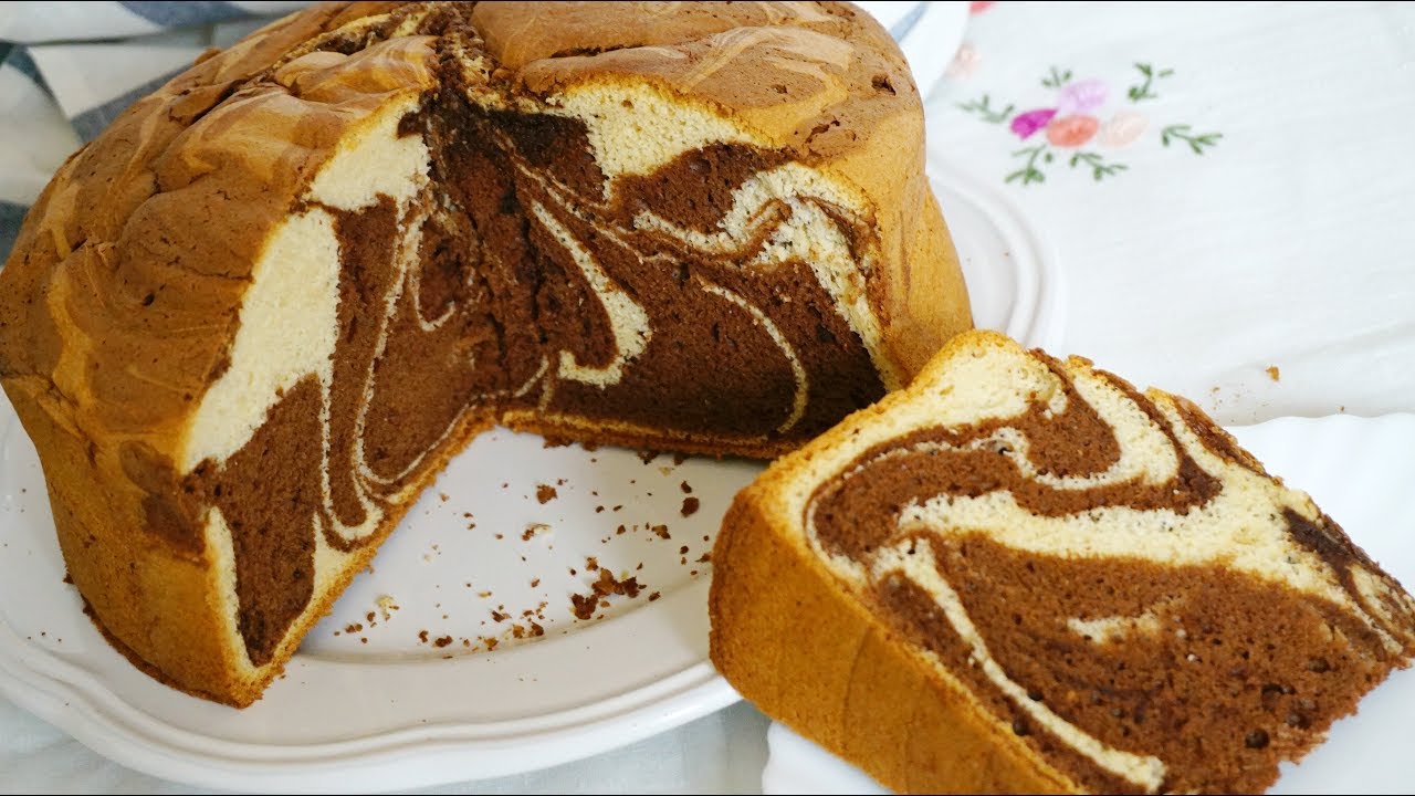 bizcocho marmolado con cacao