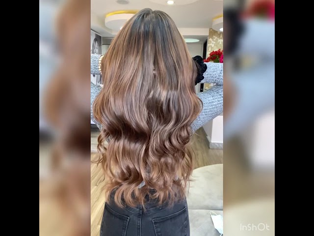 color de pelo chocolate almendrado con mechas