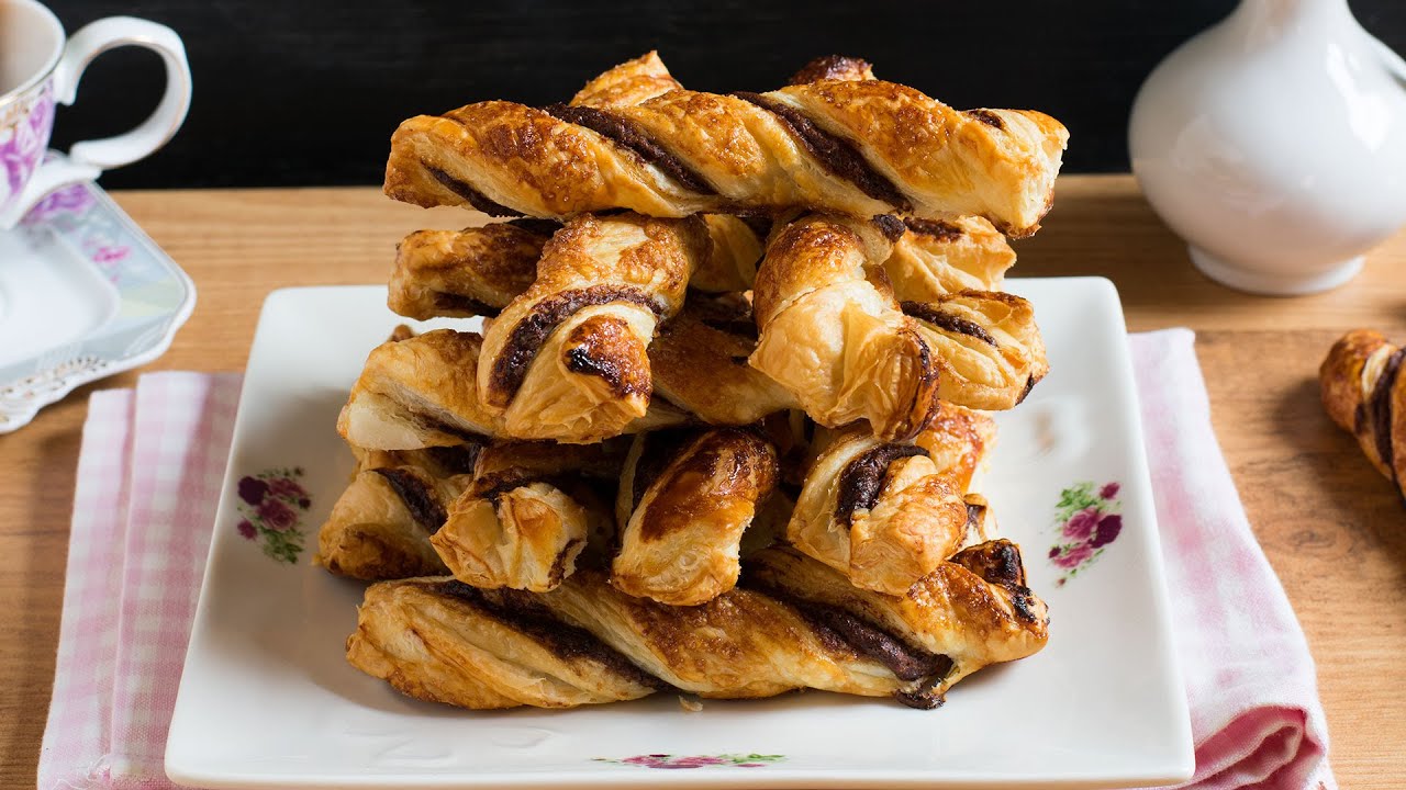 hojaldre con nocilla al horno