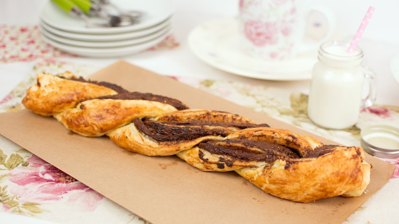 hojaldre con nutella redondo