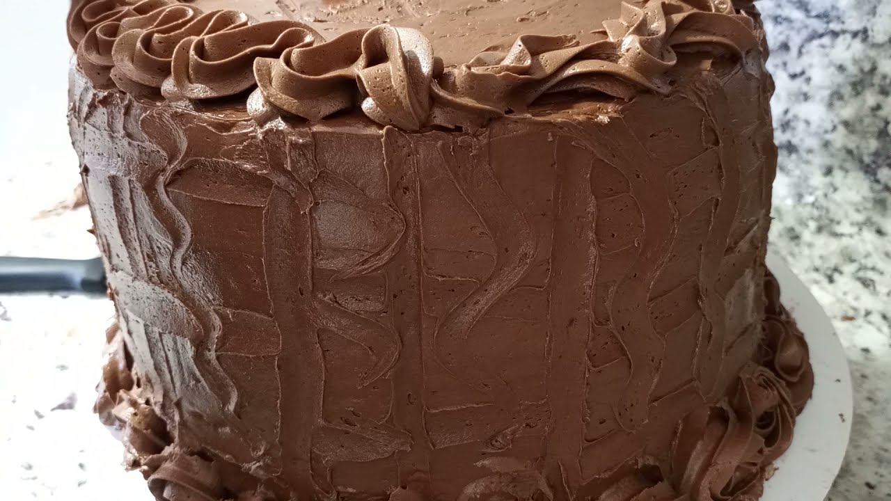 merengue de chocolate con crema de turron