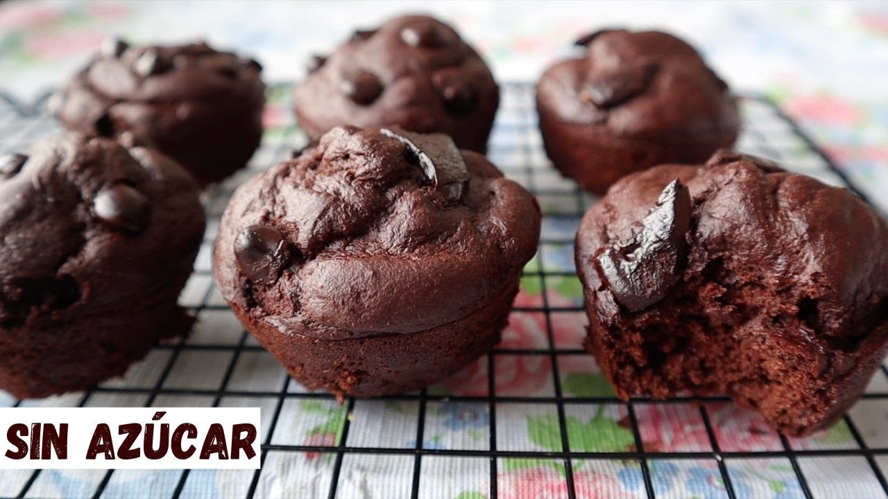 muffins de plátano y chocolate saludables