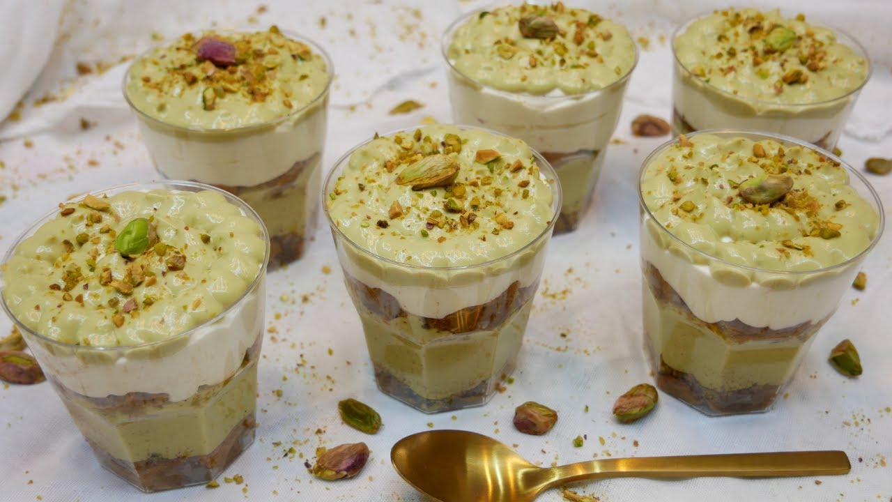 tiramisú de pistacho y chocolate blanco